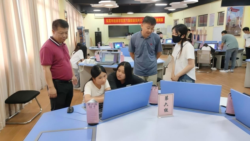 新時礪技，夢啟未來——第六屆校園技能活動月“網(wǎng)頁設(shè)計與制作”賽事圓滿落幕